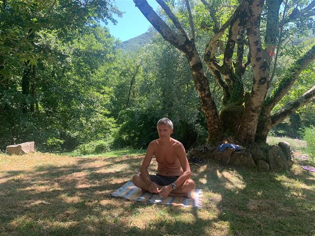 Maestro vacanza ritiro yoga